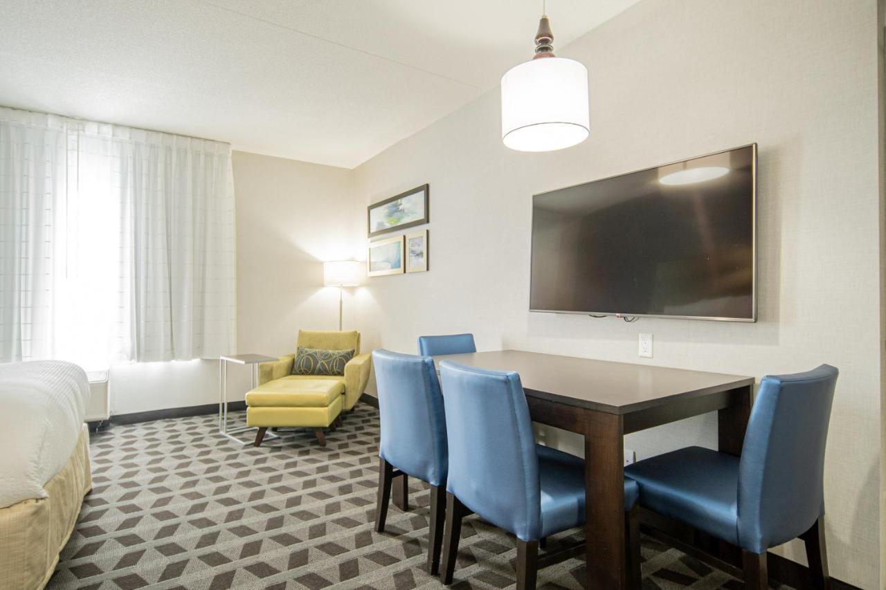 Towneplace Suites By Marriott Brantford And Conference Centre Exteriér fotografie