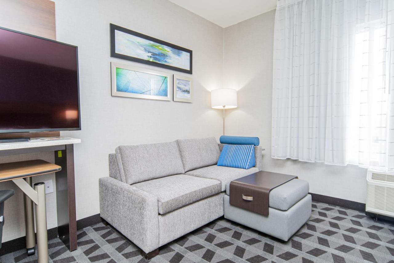 Towneplace Suites By Marriott Brantford And Conference Centre Exteriér fotografie