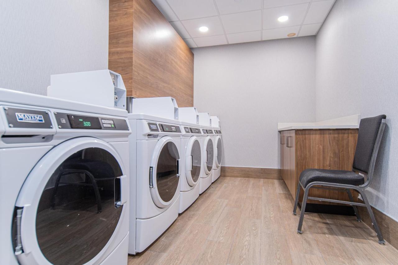 Towneplace Suites By Marriott Brantford And Conference Centre Exteriér fotografie