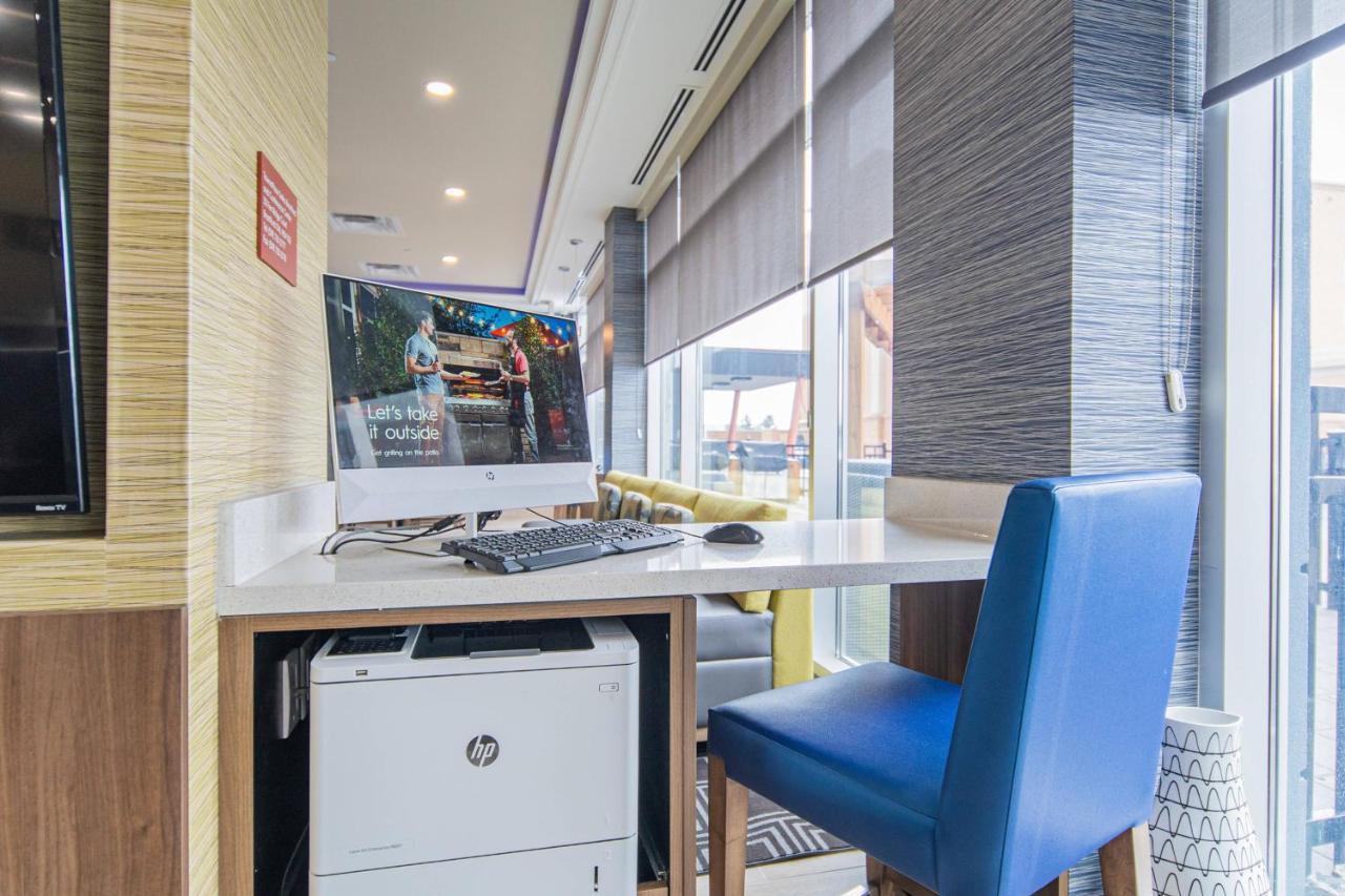 Towneplace Suites By Marriott Brantford And Conference Centre Exteriér fotografie