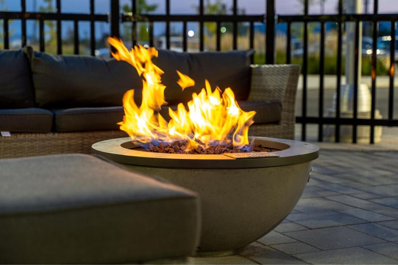 Towneplace Suites By Marriott Brantford And Conference Centre Exteriér fotografie