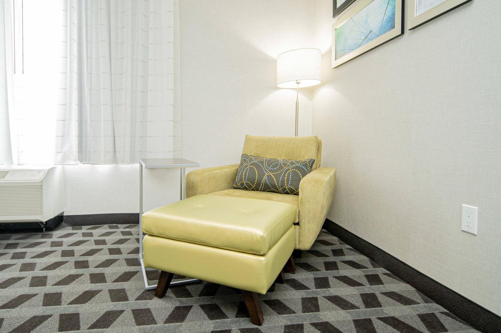 Towneplace Suites By Marriott Brantford And Conference Centre Exteriér fotografie